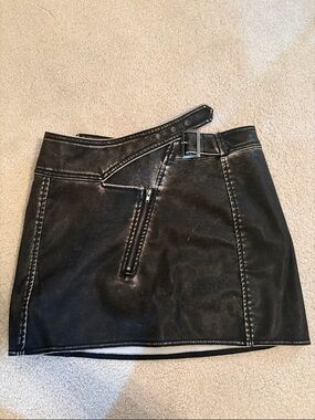 Divided Black Faux Leather Mini Skirt with Asymmetric Buckle